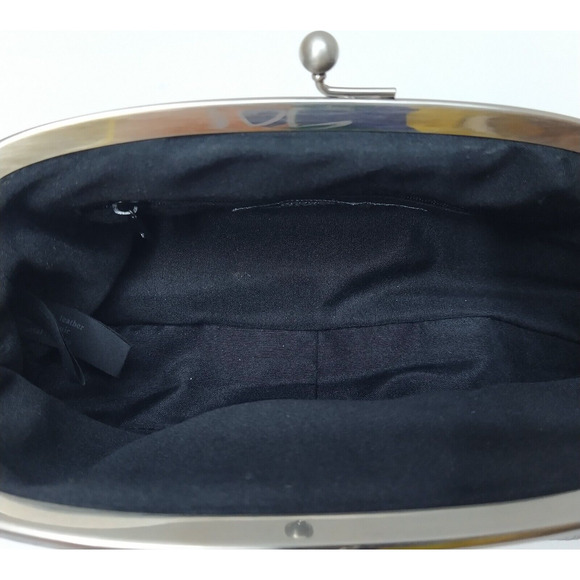 Kenneth Cole Reaction Gray Leather Snakeskin Embossed Kisslock Framed Clutch - Picture 10 of 12